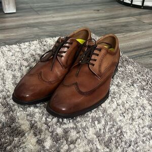 Men's Florsheim Wingtip shoes